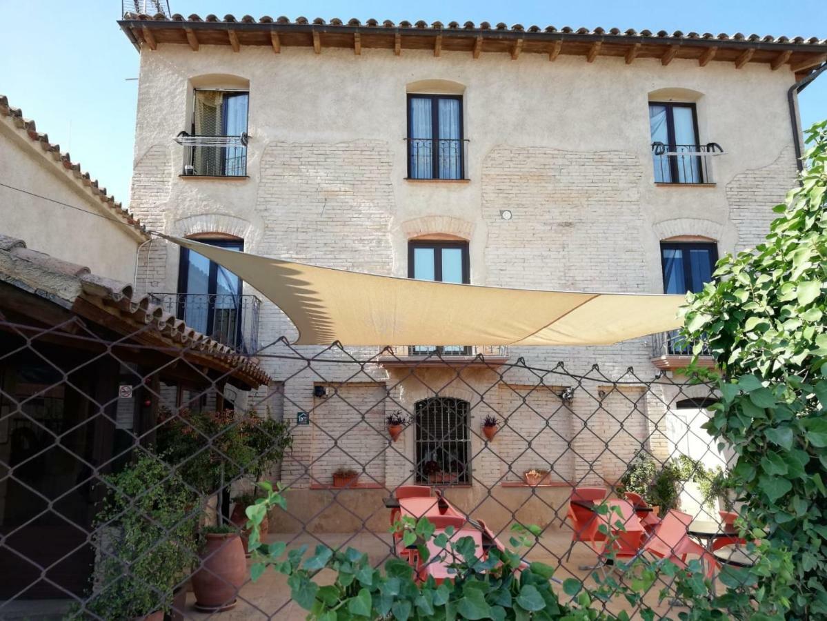 Apartamentos La Venta Del Rome Horta de Sant Joan Esterno foto